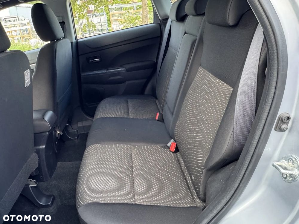 Mitsubishi ASX - 14