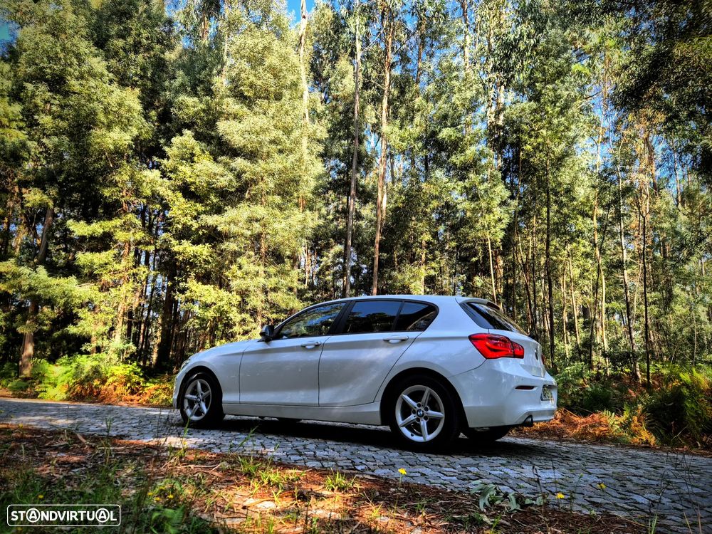 BMW 116 d Aut. Sport Line - 12