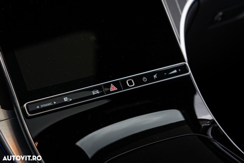 Mercedes-Benz GLC - 33