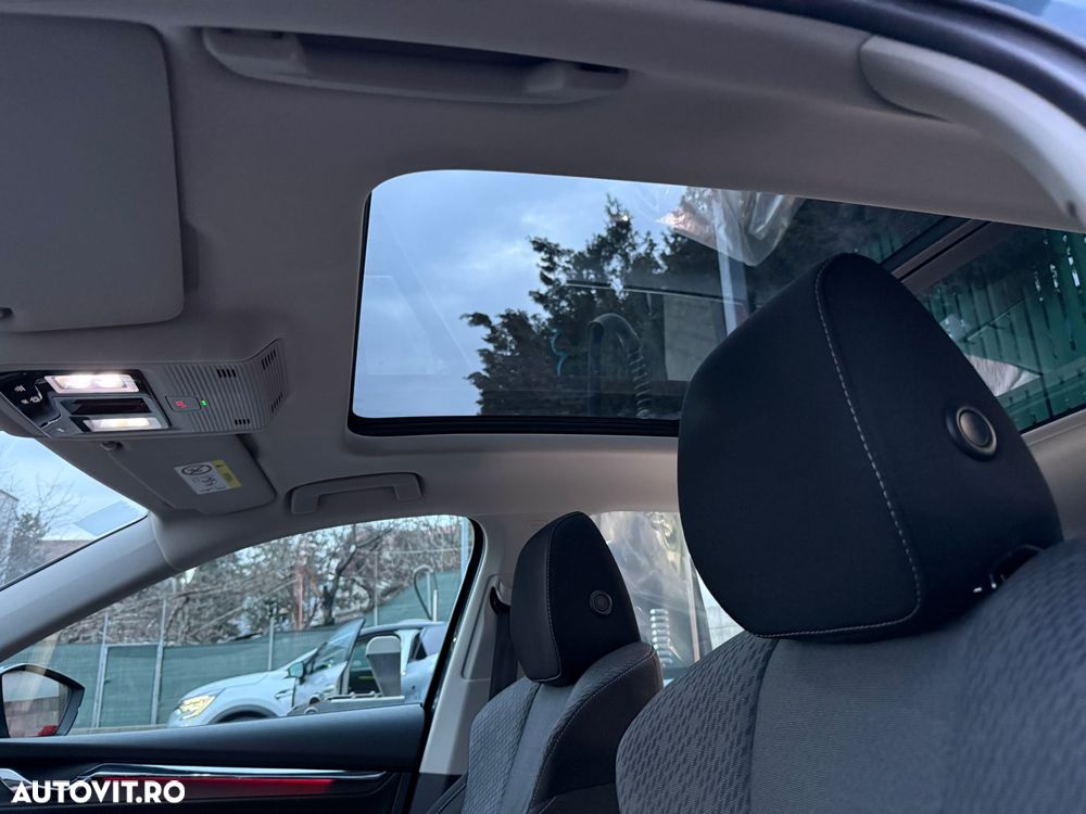 Skoda Octavia 2.0 TDI Premium Edition - 13