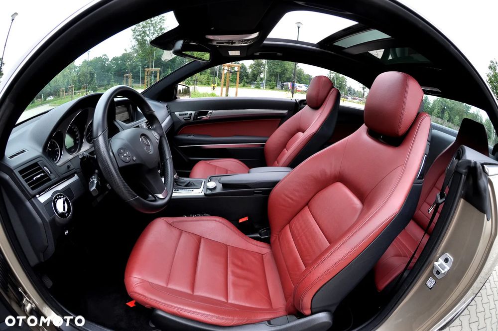 Mercedes-Benz Klasa E 350 CGI BlueEFFICIENCY 7G-TRONIC Avantgarde - 18