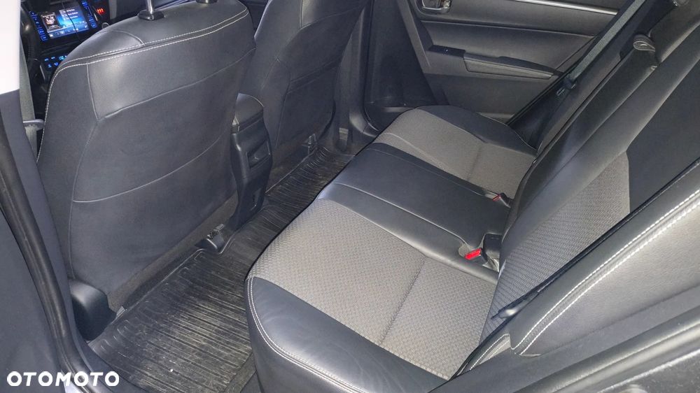 Toyota Corolla 1.6 Prestige MS - 5