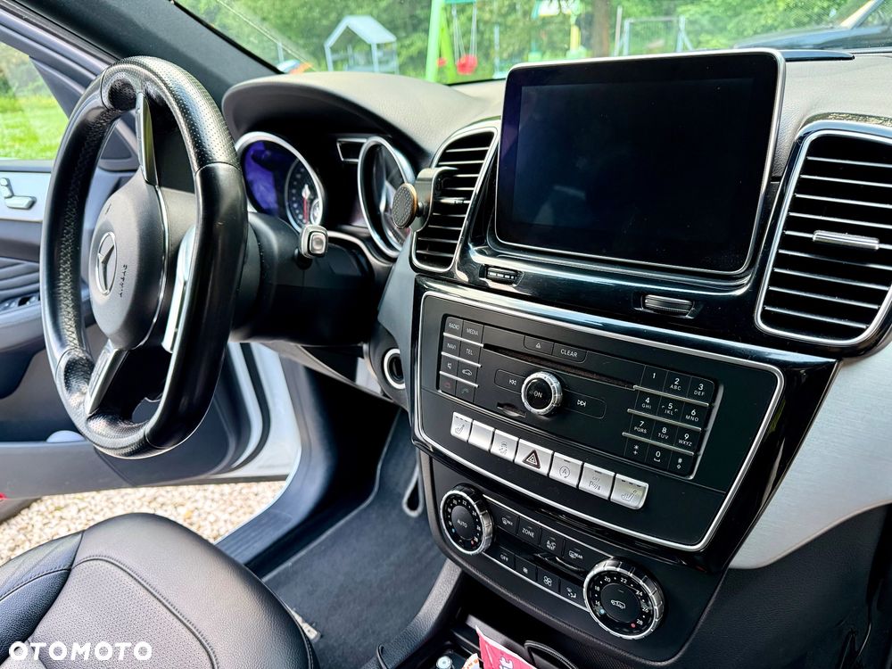 Mercedes-Benz GLE 250 d 4-Matic - 16
