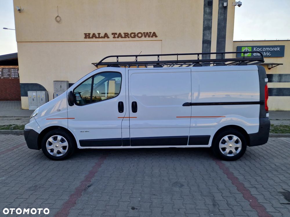Renault TRAFIC - 1