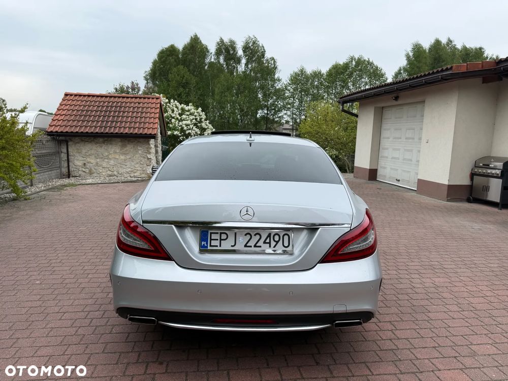 Mercedes-Benz CLS - 6