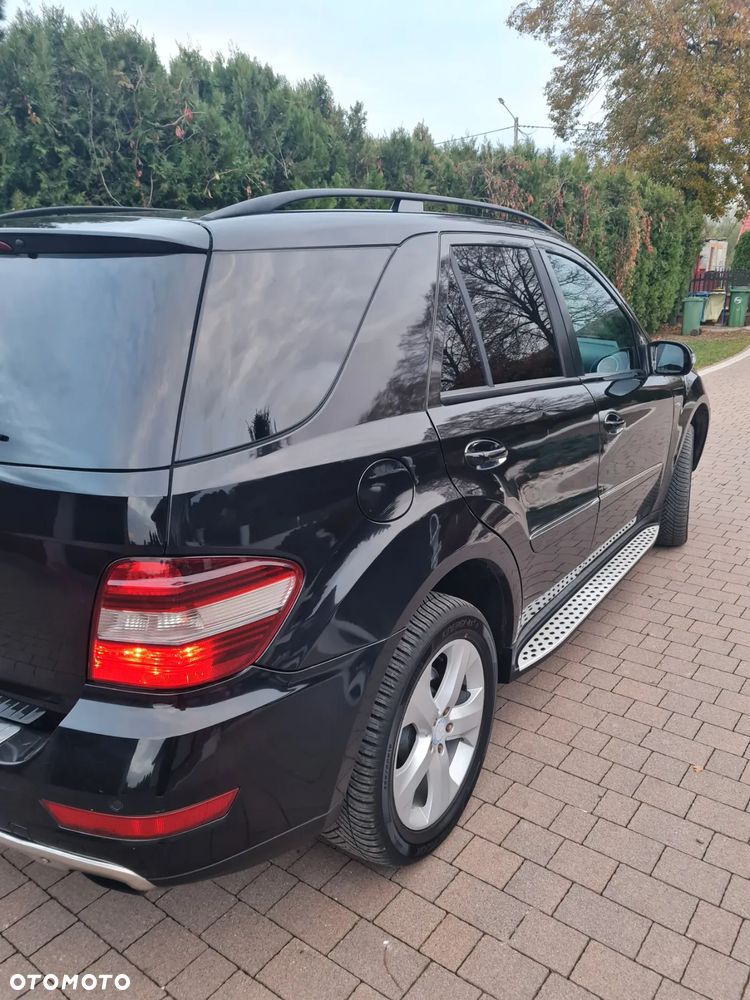 Mercedes-Benz ML 320 CDI 4Matic 7G-TRONIC Edition 10 - 3
