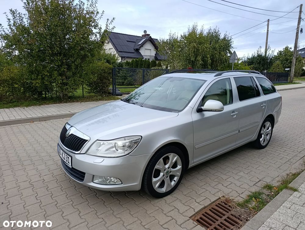 Skoda Octavia 2011 photo 3