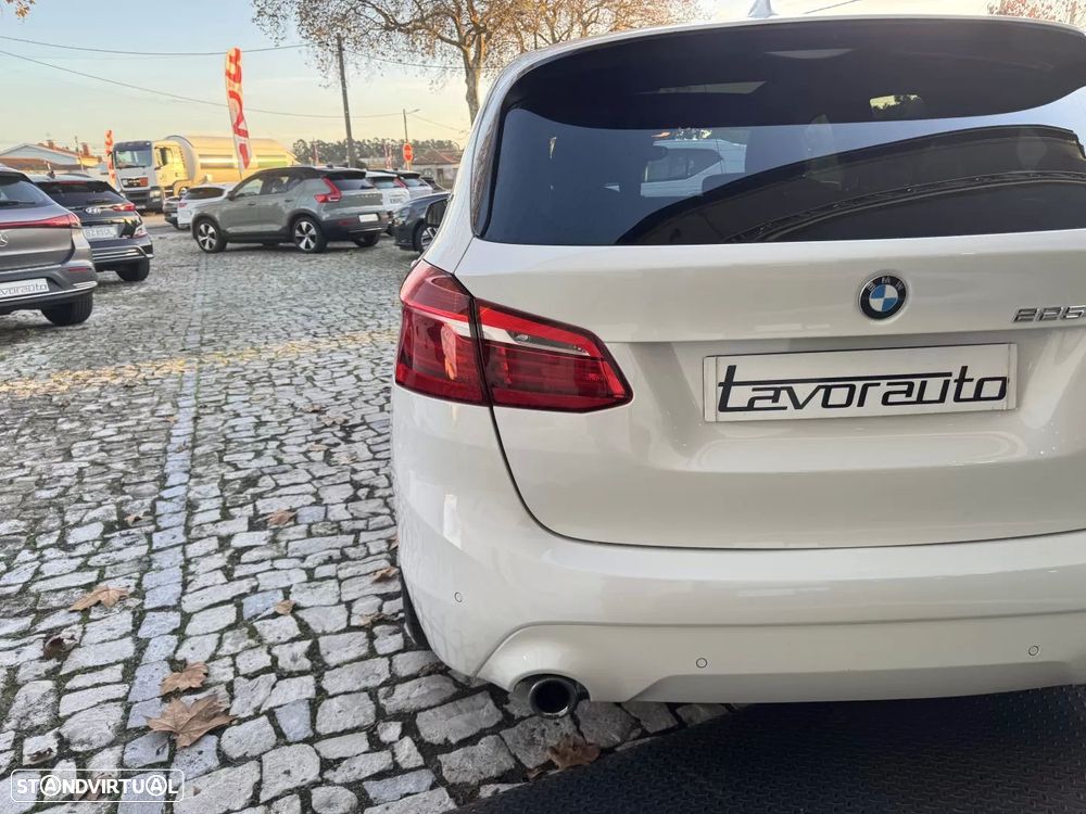 BMW 225xe Active Tourer Line Sport - 38