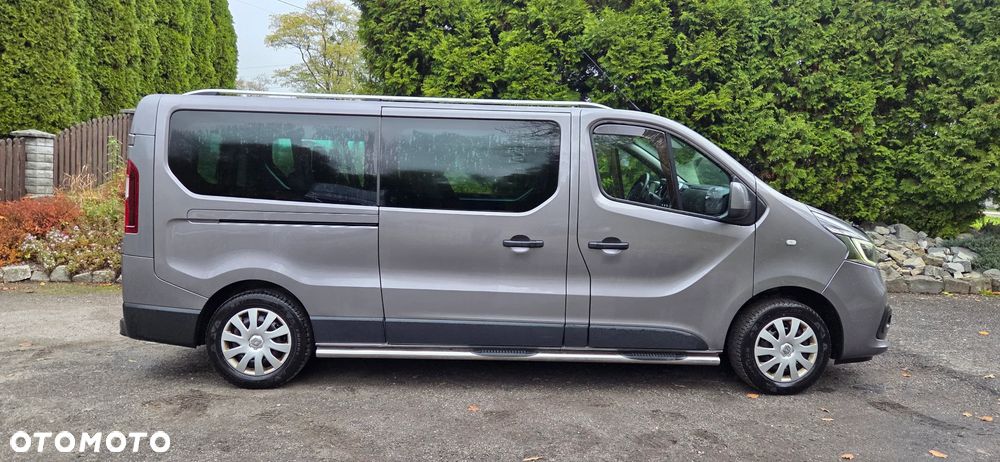 Renault Trafic Grand 2.0 dCi - 12