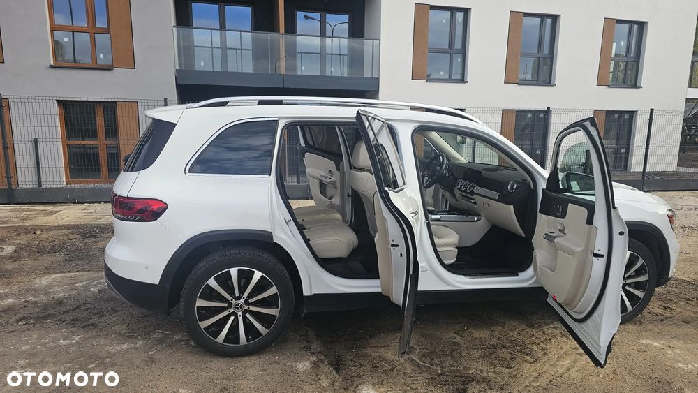 Mercedes-Benz GLB - 18