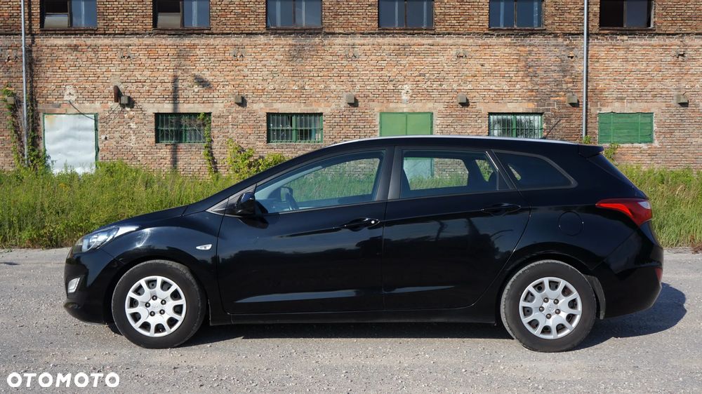 Hyundai i30 1.4 CRDi Advantage - 11