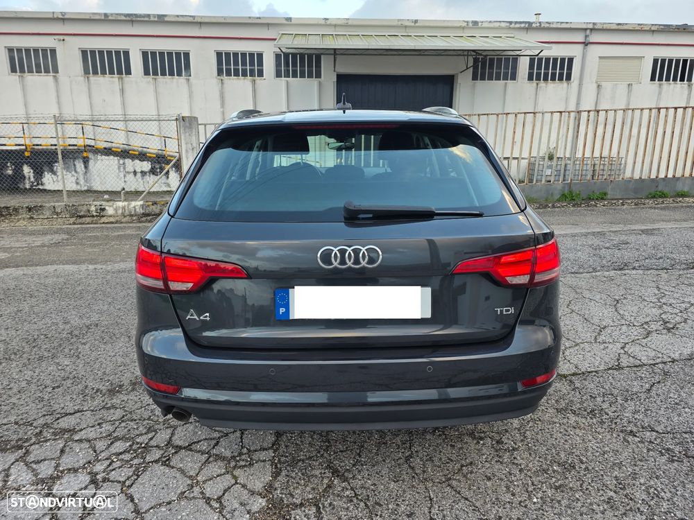 Audi A4 Avant 2.0 TDI DPF Attraction - 11