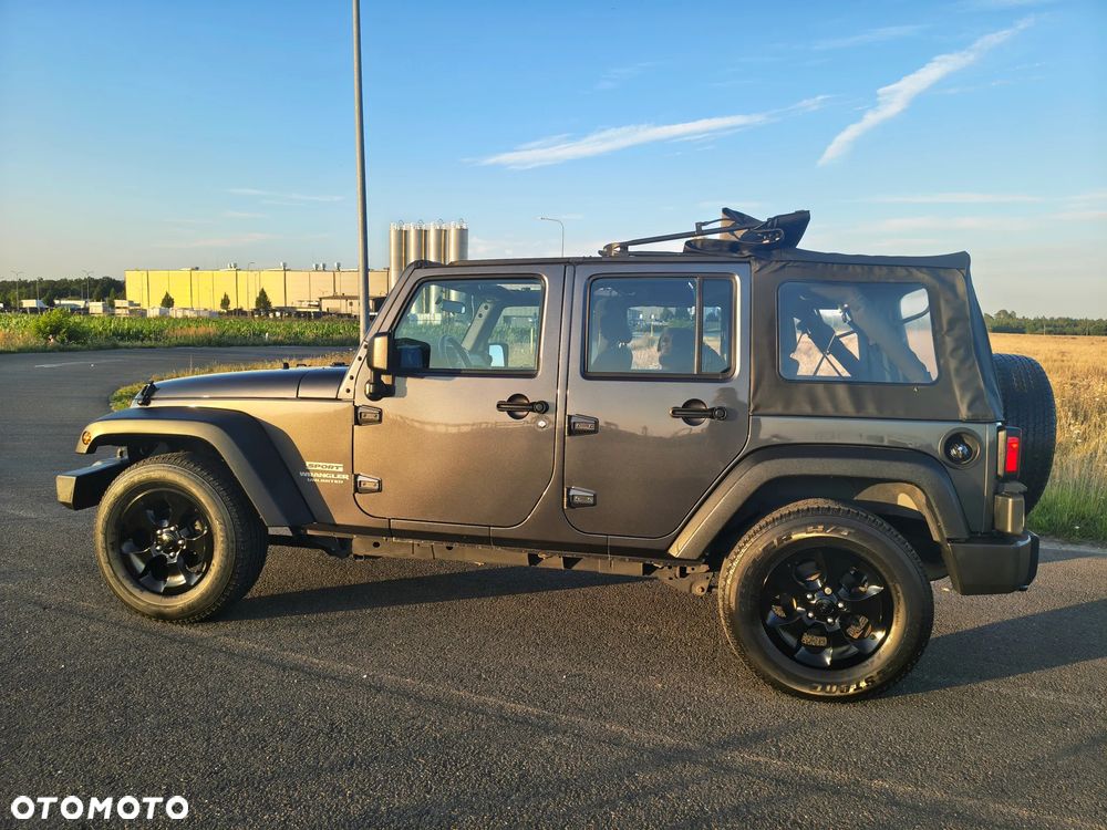 Jeep Wrangler - 19