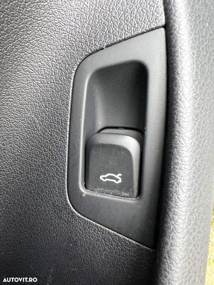 Audi Q3 2.0 TDI Quattro S tronic - 18