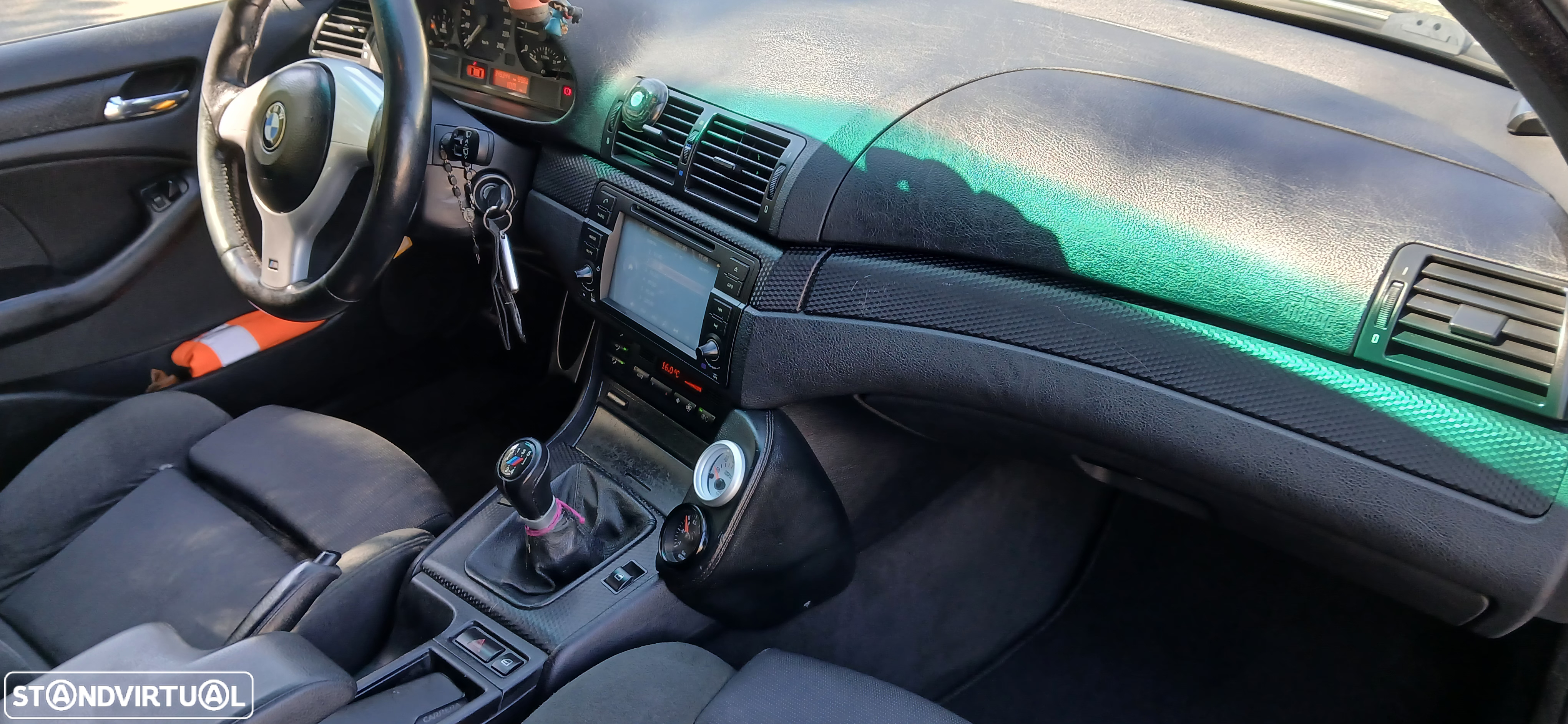 BMW 320 d Touring - 14