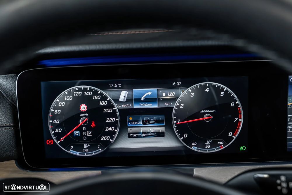 Mercedes-Benz E 300 9G-TRONIC AMG Line - 20