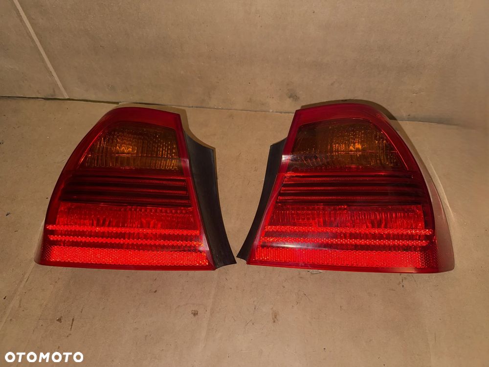 Lampa tylna BMW 3 E90 prawa lewa 6937457 6937458 OE - 2