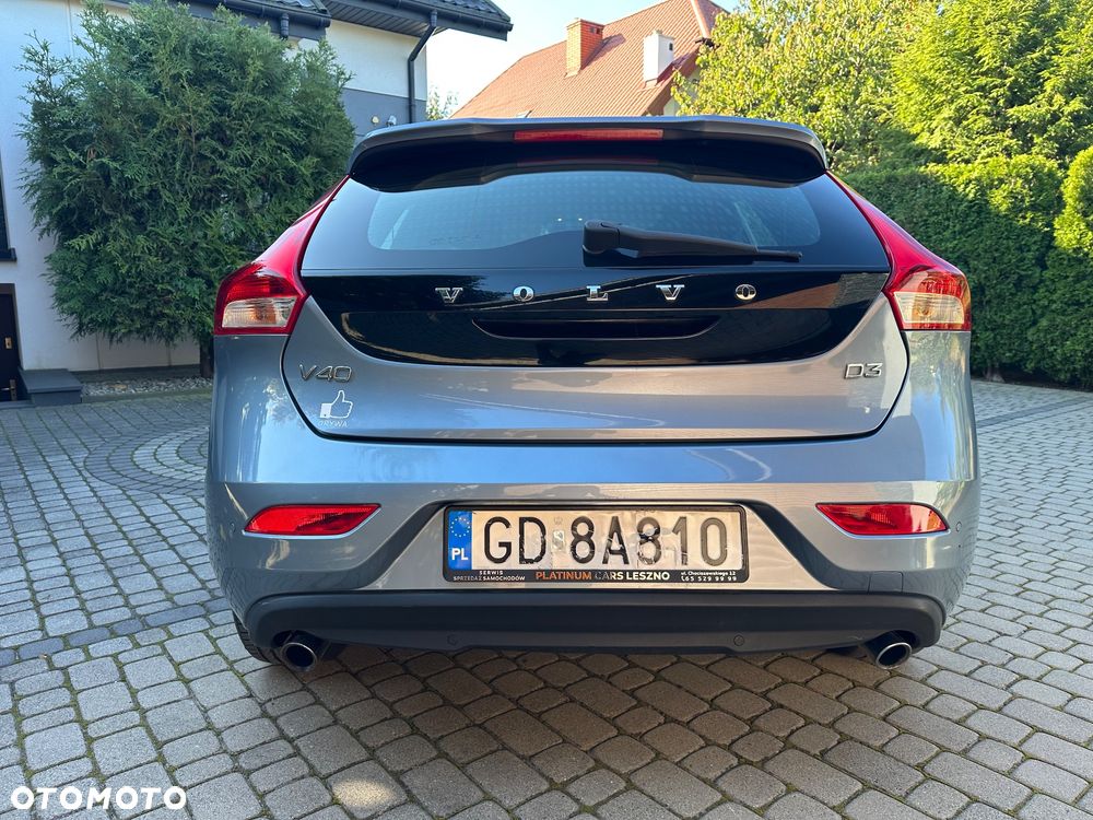 Volvo V40 D3 Drive-E Momentum - 22
