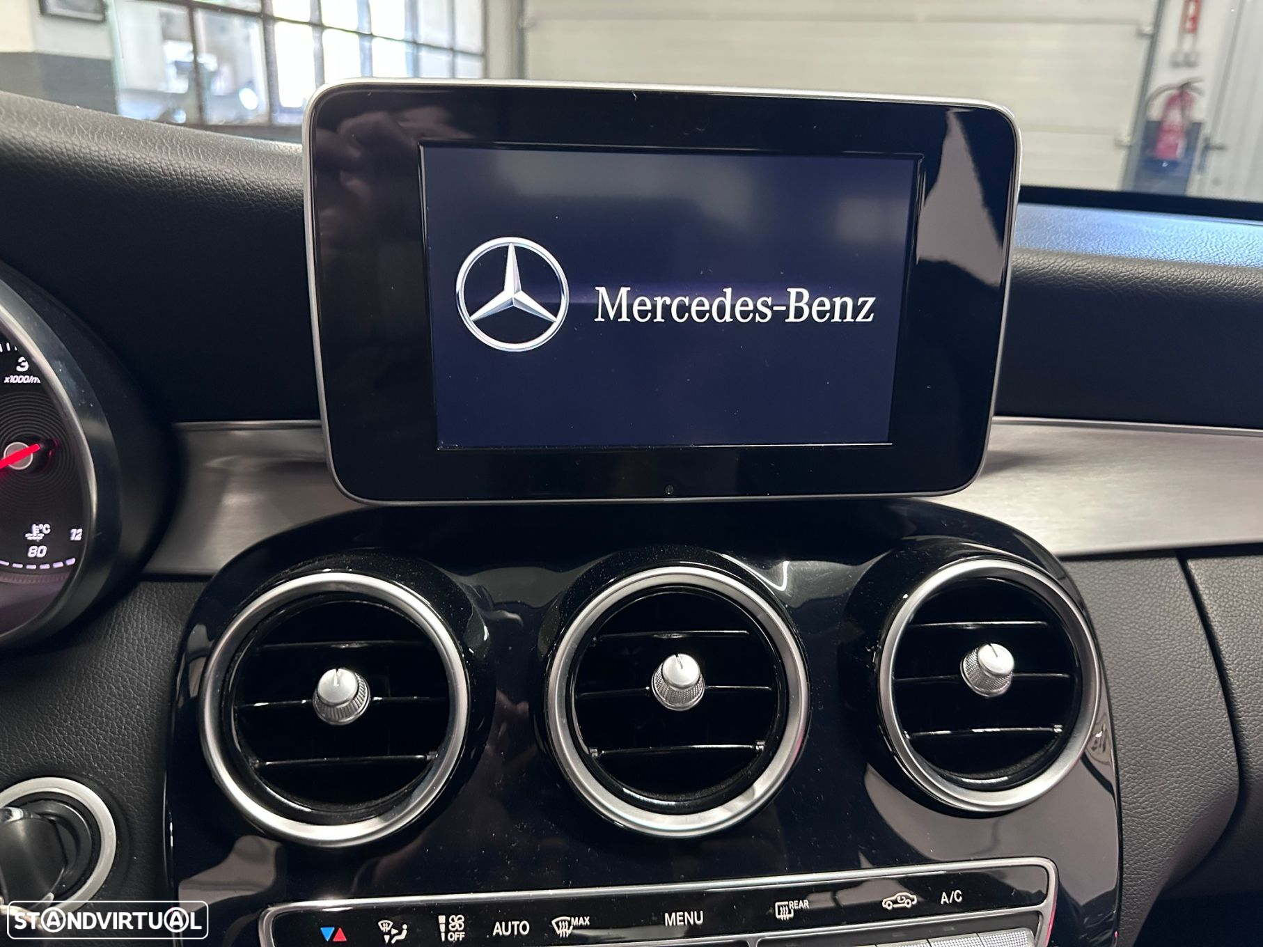 Mercedes-Benz C 180 BlueTEC Avantgarde - 9