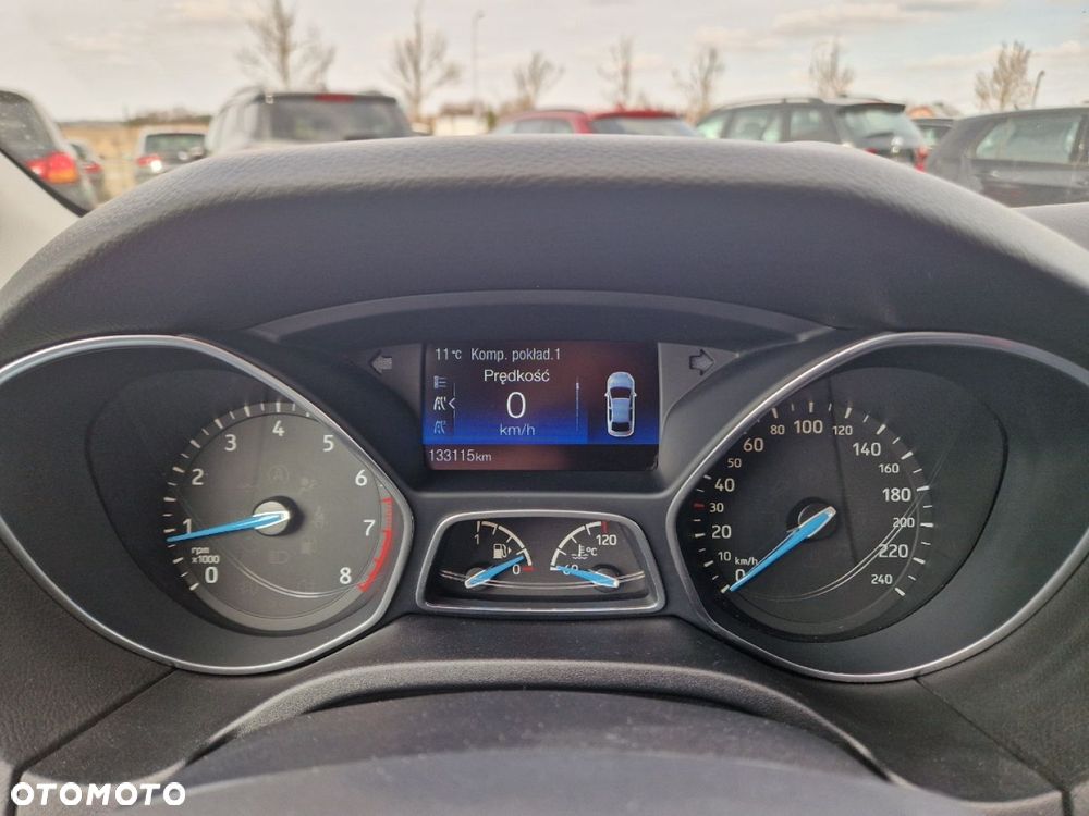 Ford Focus 1.6 TI-VCT Champions Edition - 11