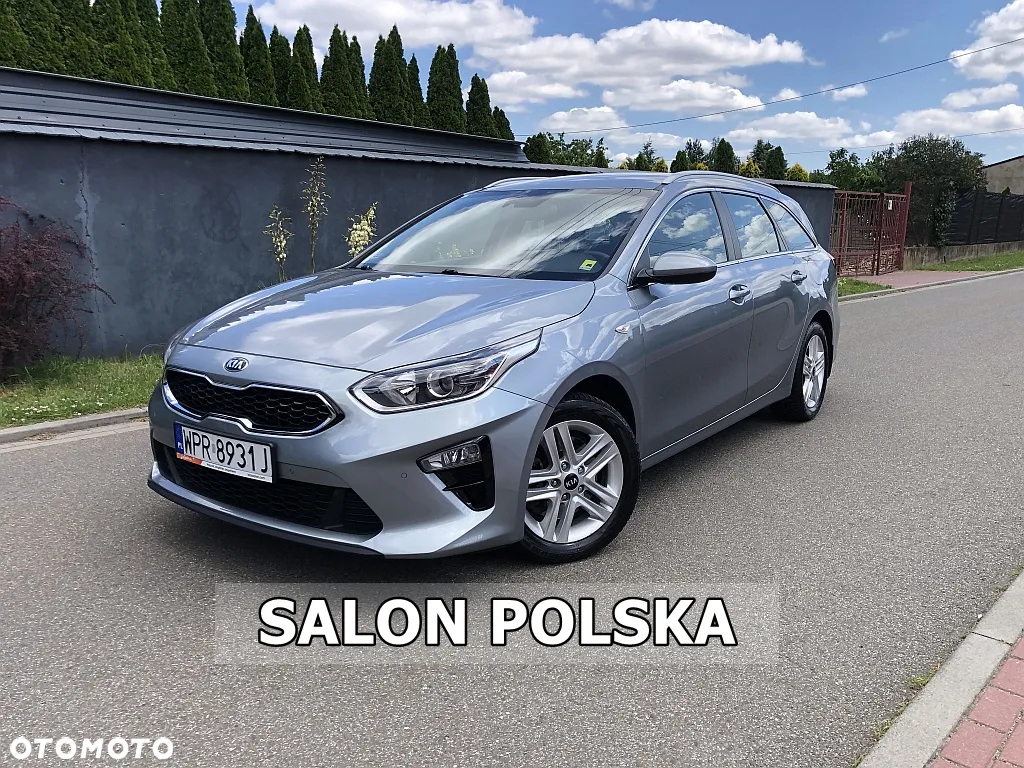 Kia Ceed - 38