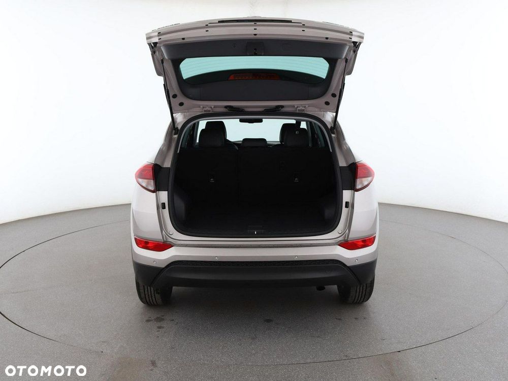 Hyundai Tucson 1.6 GDi 2WD Select - 20