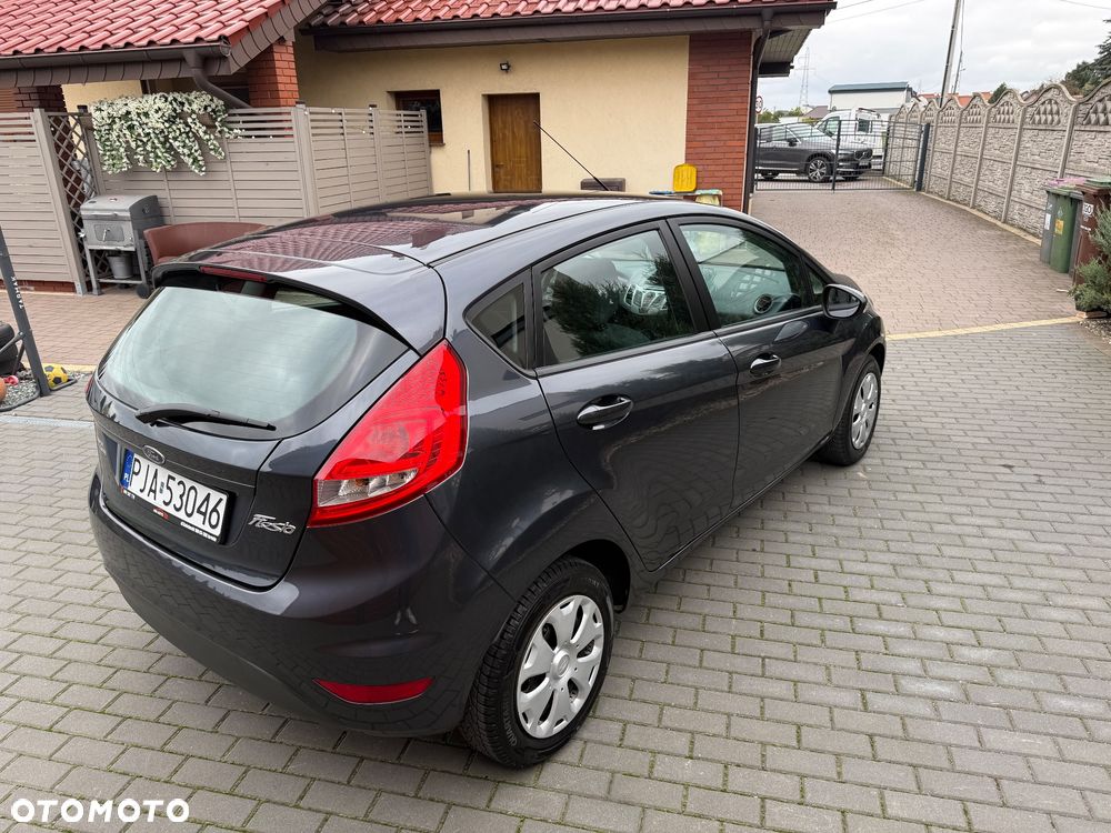 Ford Fiesta - 4