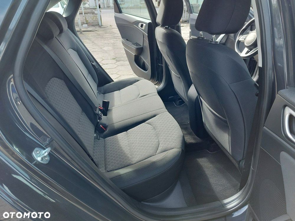 Kia Ceed - 15