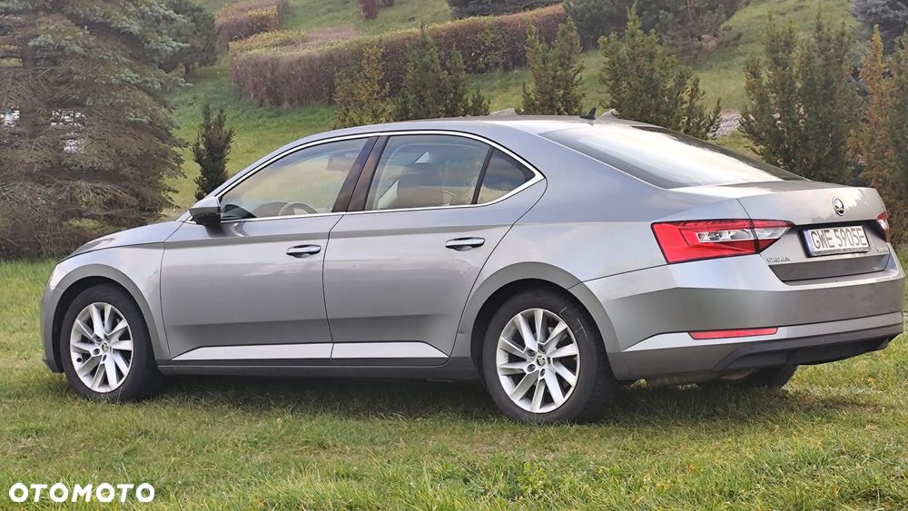 Skoda Superb 1.4 TSI ACT Ambition DSG - 8