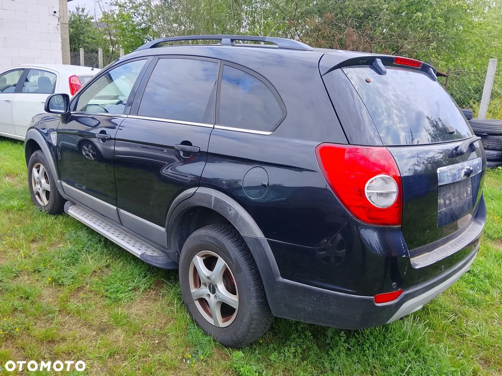 Chevrolet Captiva 2.4 LS - 2