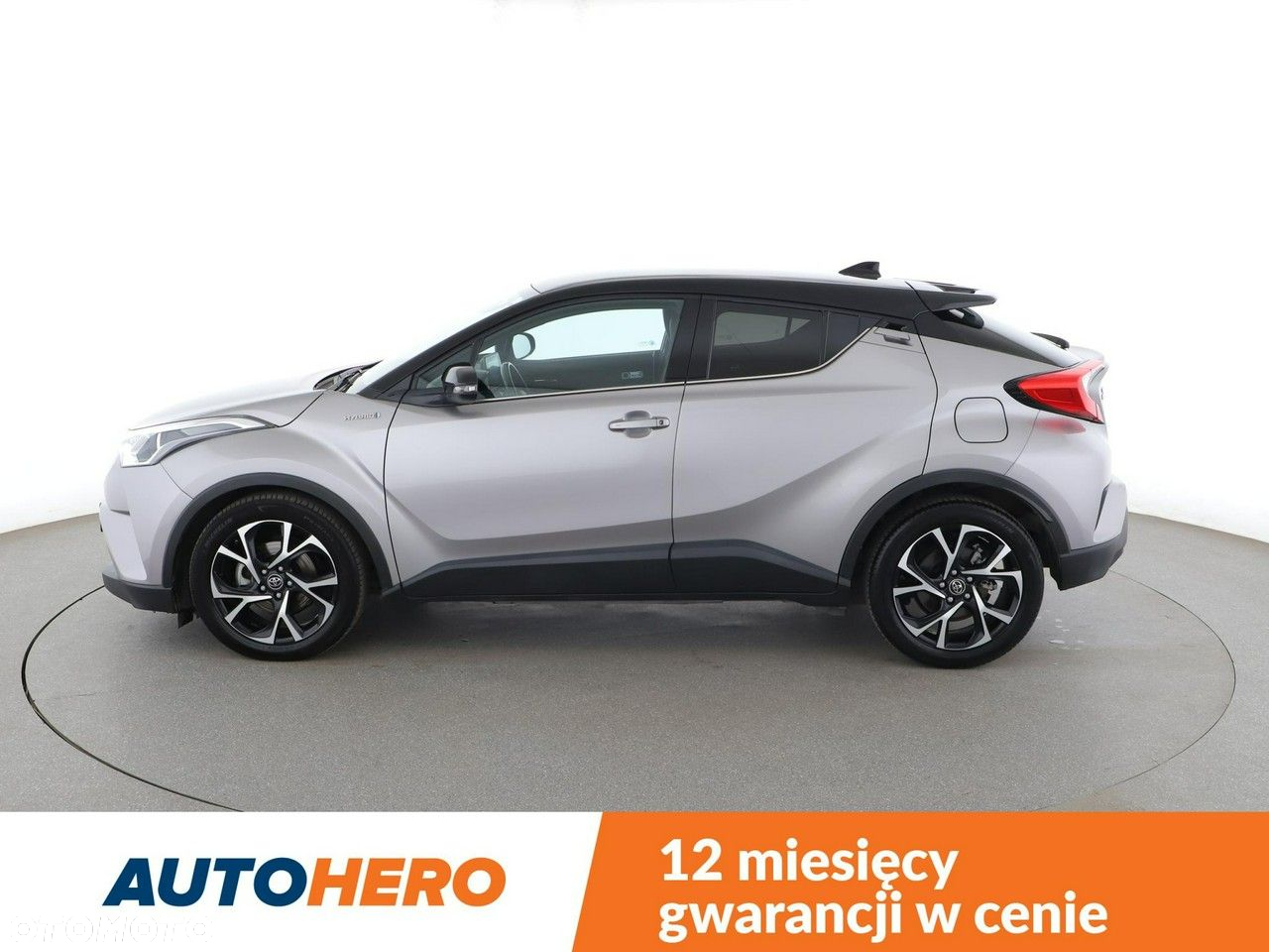 Toyota C-HR 1.8 Hybrid Dynamic - 2