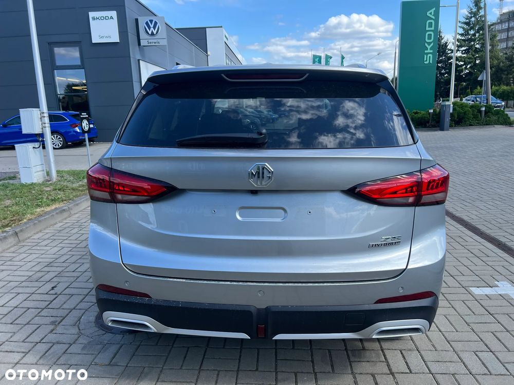 MG ZS Hybrid+ - 6
