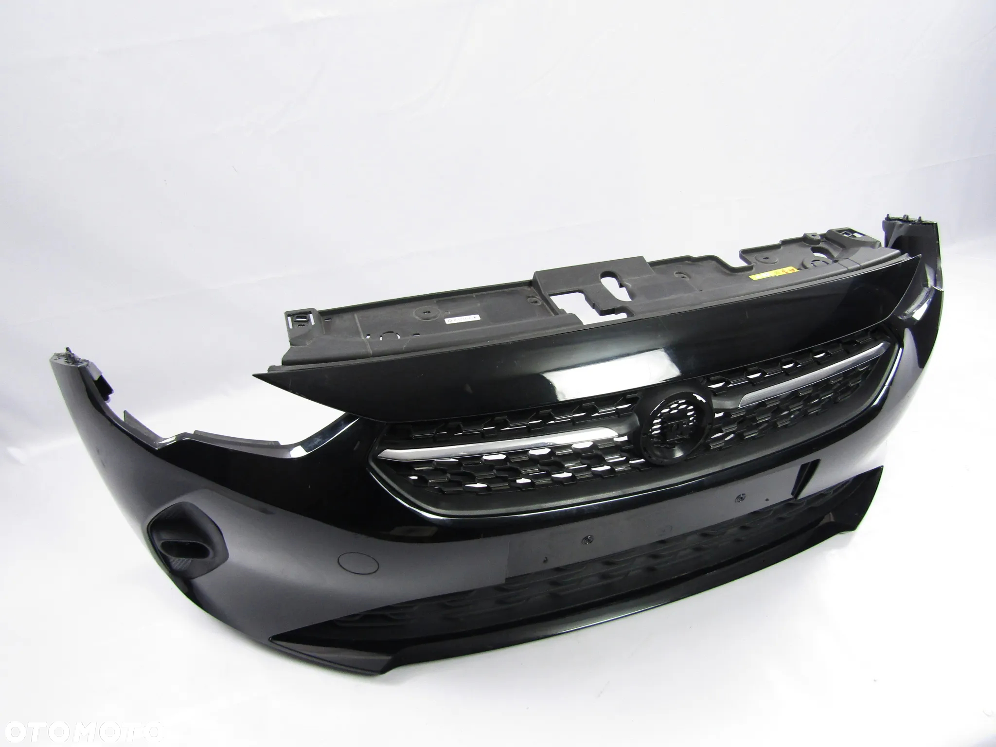 Zderzak przedni Opel Corsa F 19 - 24 Lakier  22C - 16