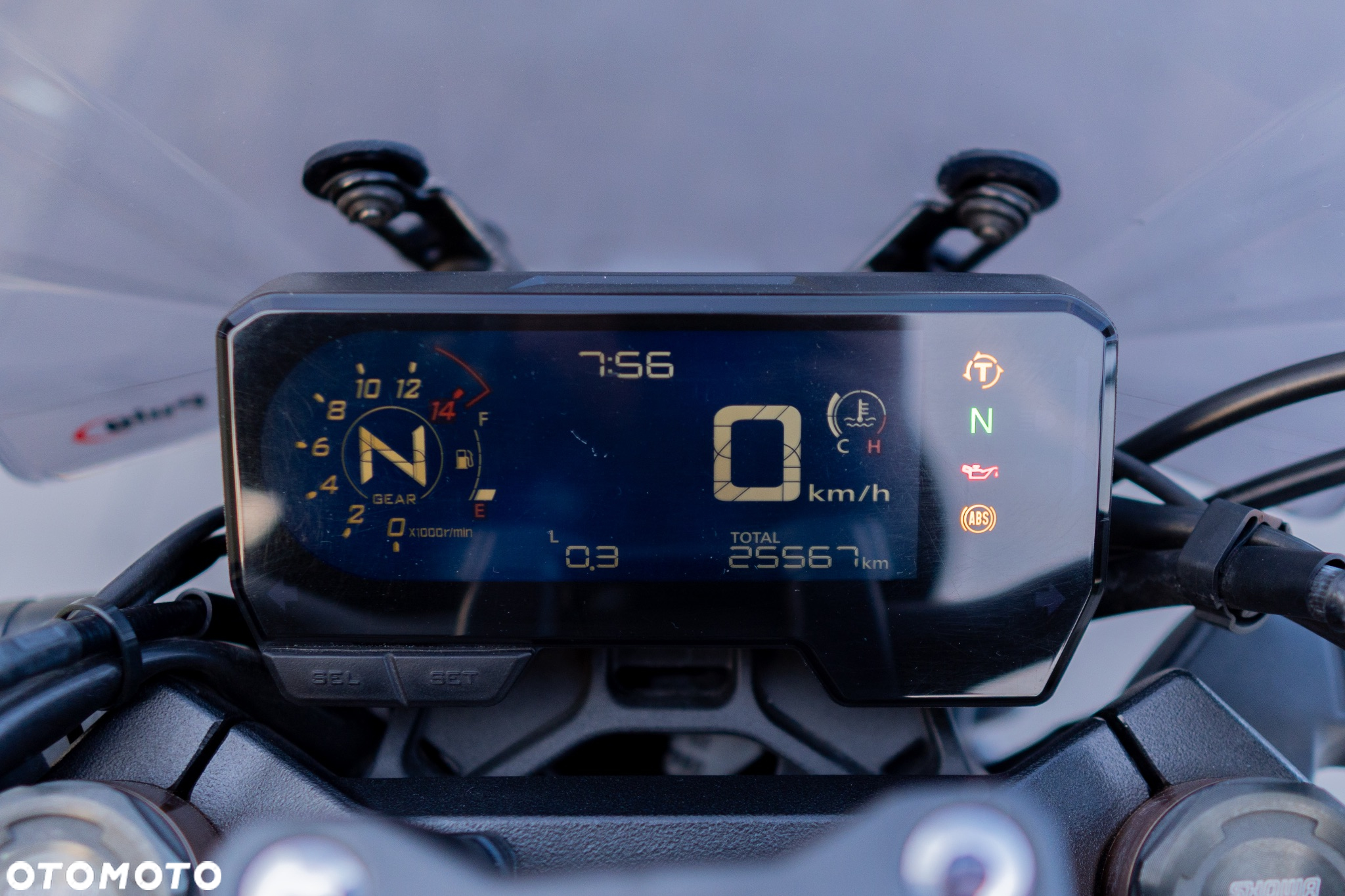 Honda CB - 23