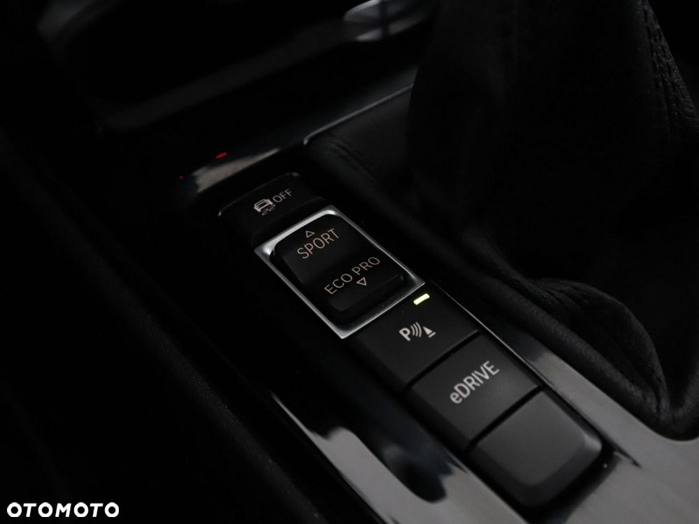 BMW X2 xDrive25e Advantage - 30