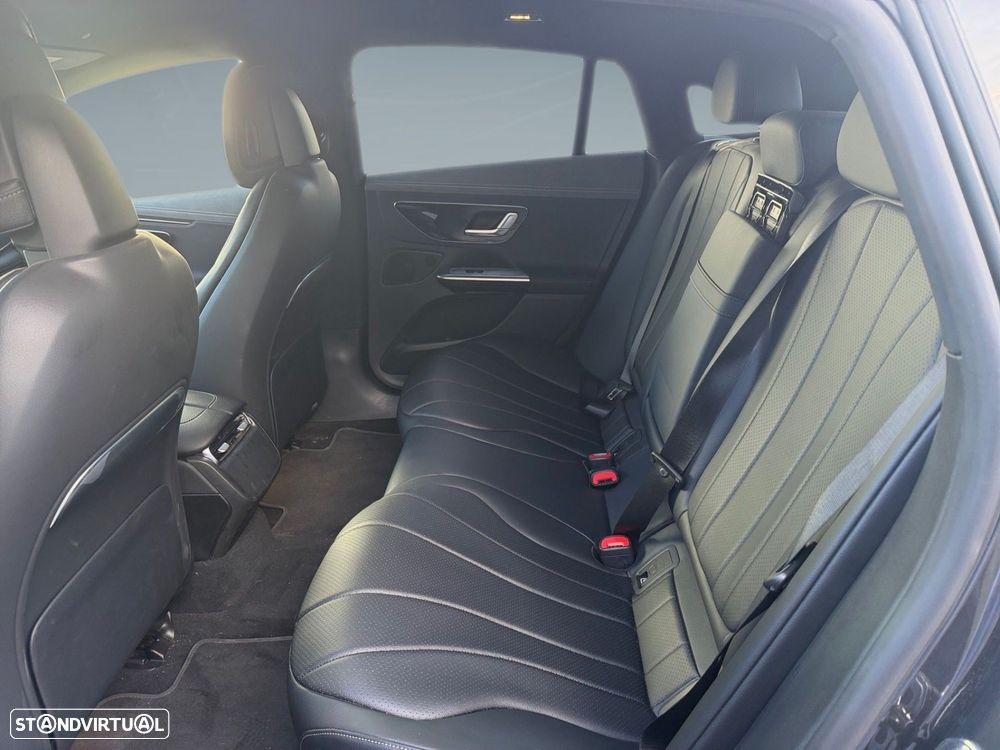 Mercedes-Benz EQE 350 - 14