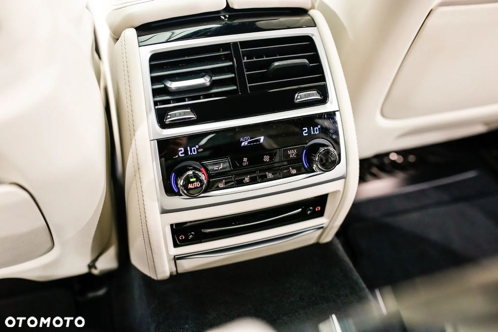 BMW Seria 7 750d xDrive sport - 21