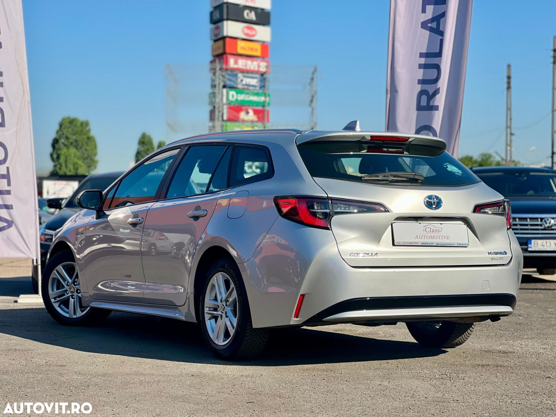 Toyota Corolla TS 1.8 HSD Dynamic - 4