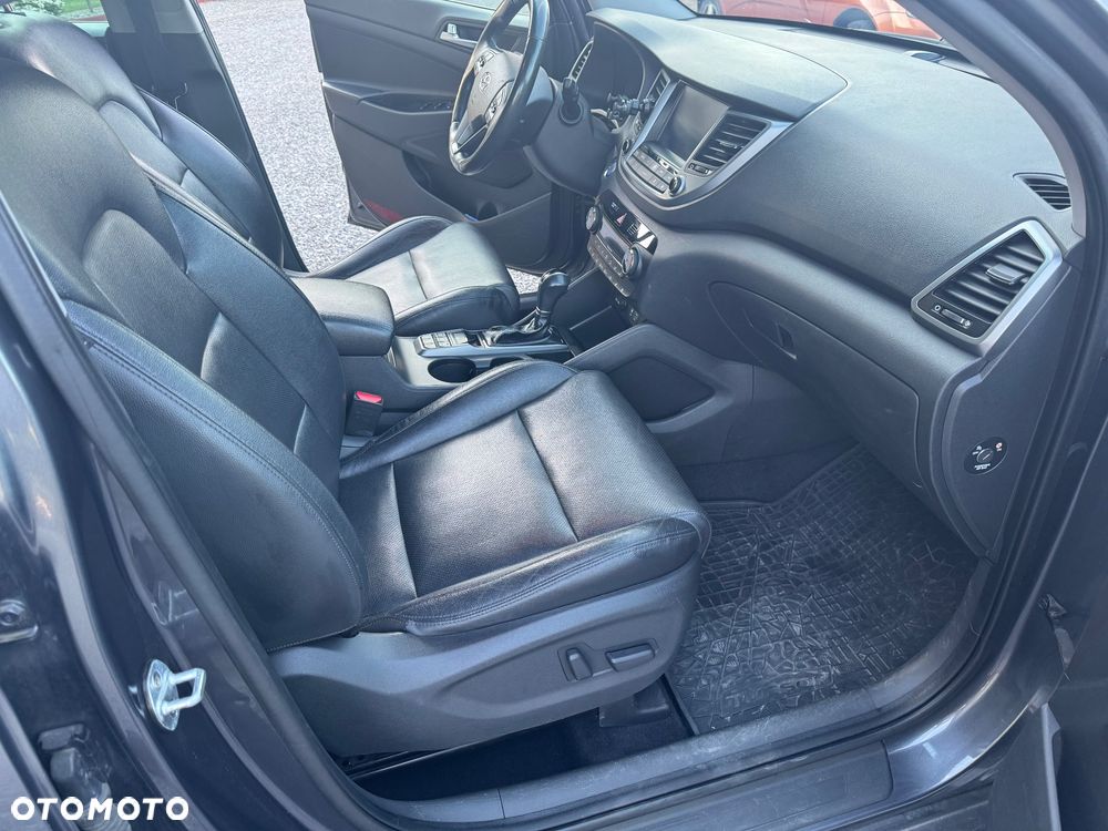 Hyundai Tucson 2.0 CRDI Style 4WD - 26