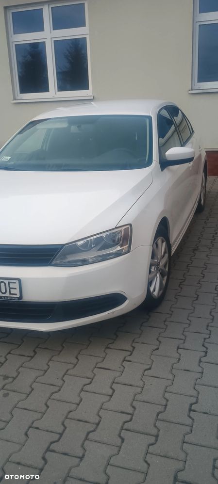 Volkswagen Jetta 2.0 Base - 1