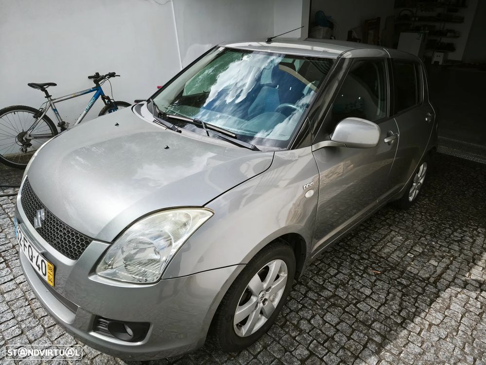 Suzuki Swift 1.3 DDiS GL - 4