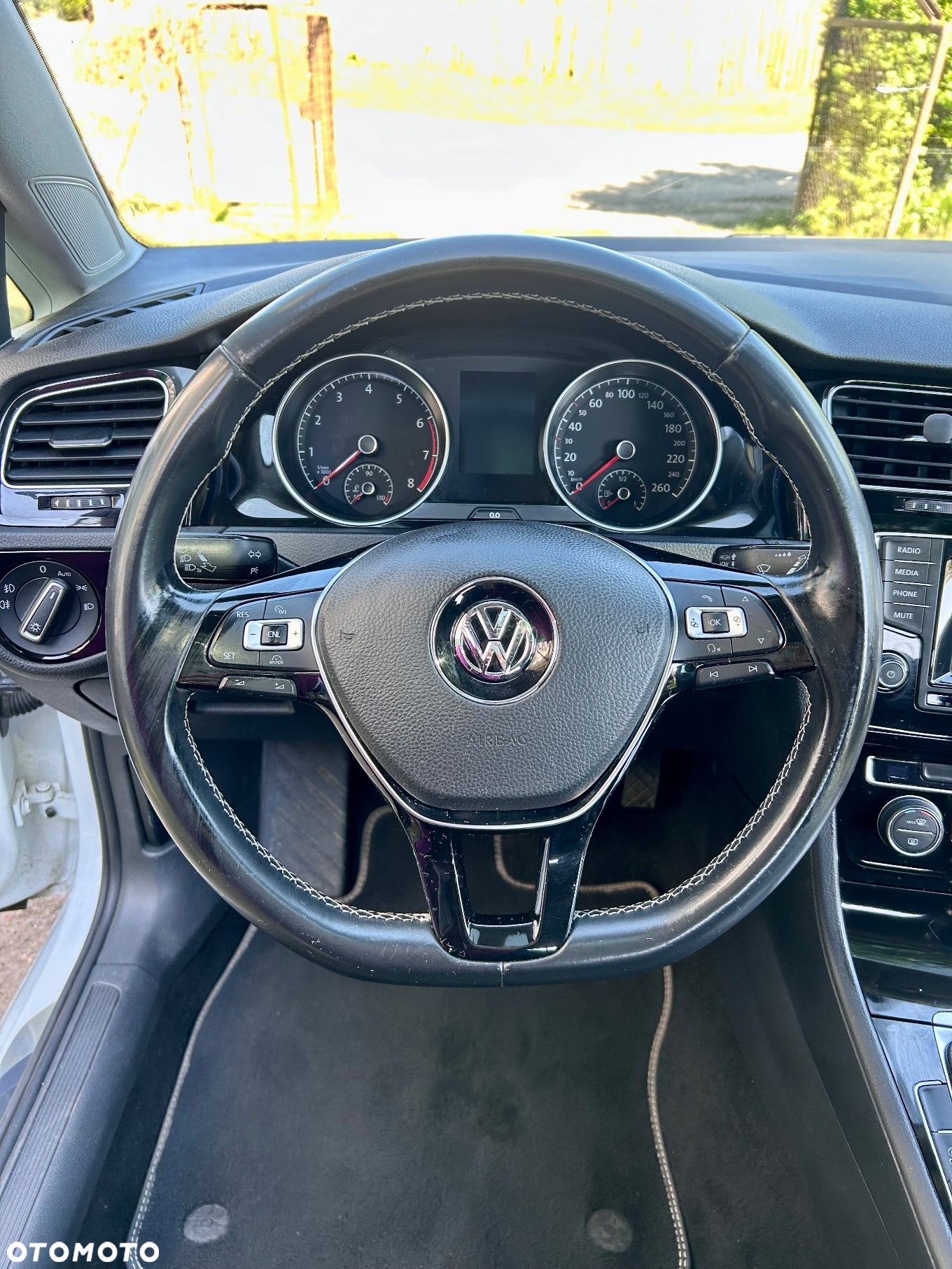 Volkswagen Golf 1.2 TSI BlueMotion Technology Cup - 8