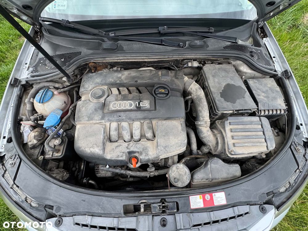 Audi A3 3-drzwiowe 1.6 Ambiente - 11
