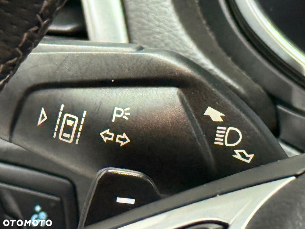 Ford Mondeo 2.0 TDCi STart-Stopp PowerShift-Aut ST-Line - 25