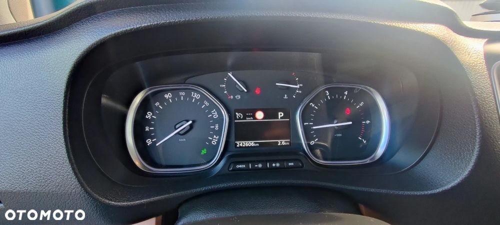 Toyota Proace Verso 2.0 D4-D Long Family - 15