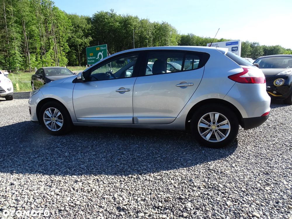 Renault Megane 1.6 16V Dynamique - 4