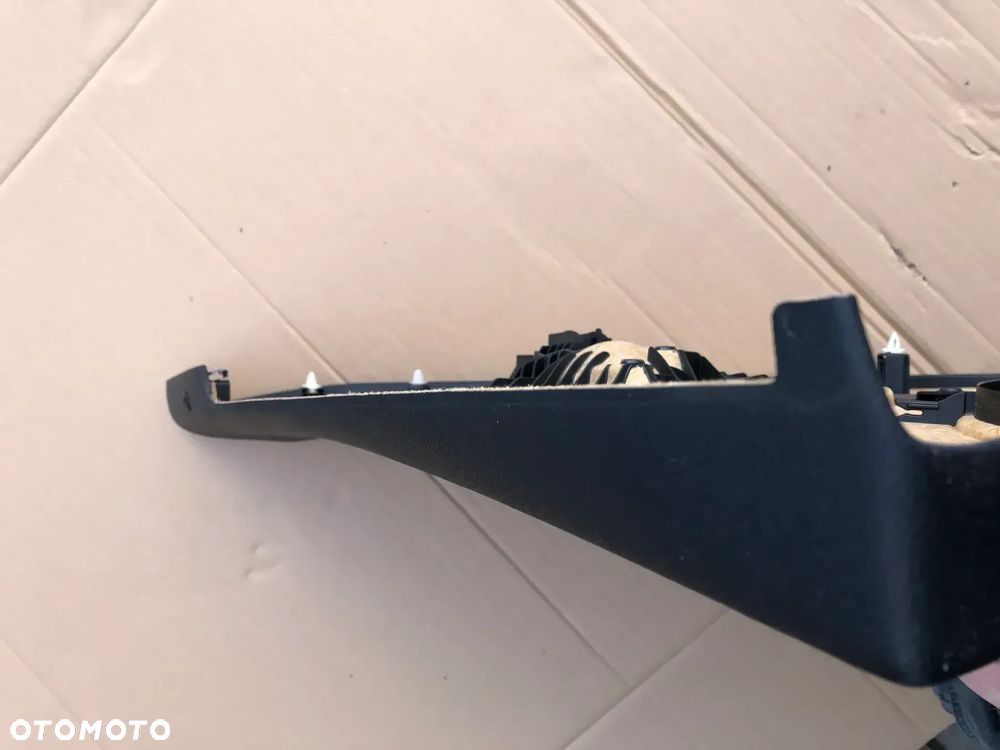 BOCZEK DRZWI LEWY PRAWY BMW F31 SKÓRA POD ROLETĘ - 14