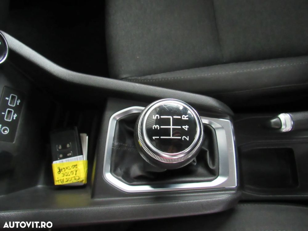 Renault Clio TCe 100 EXPERIENCE - 17