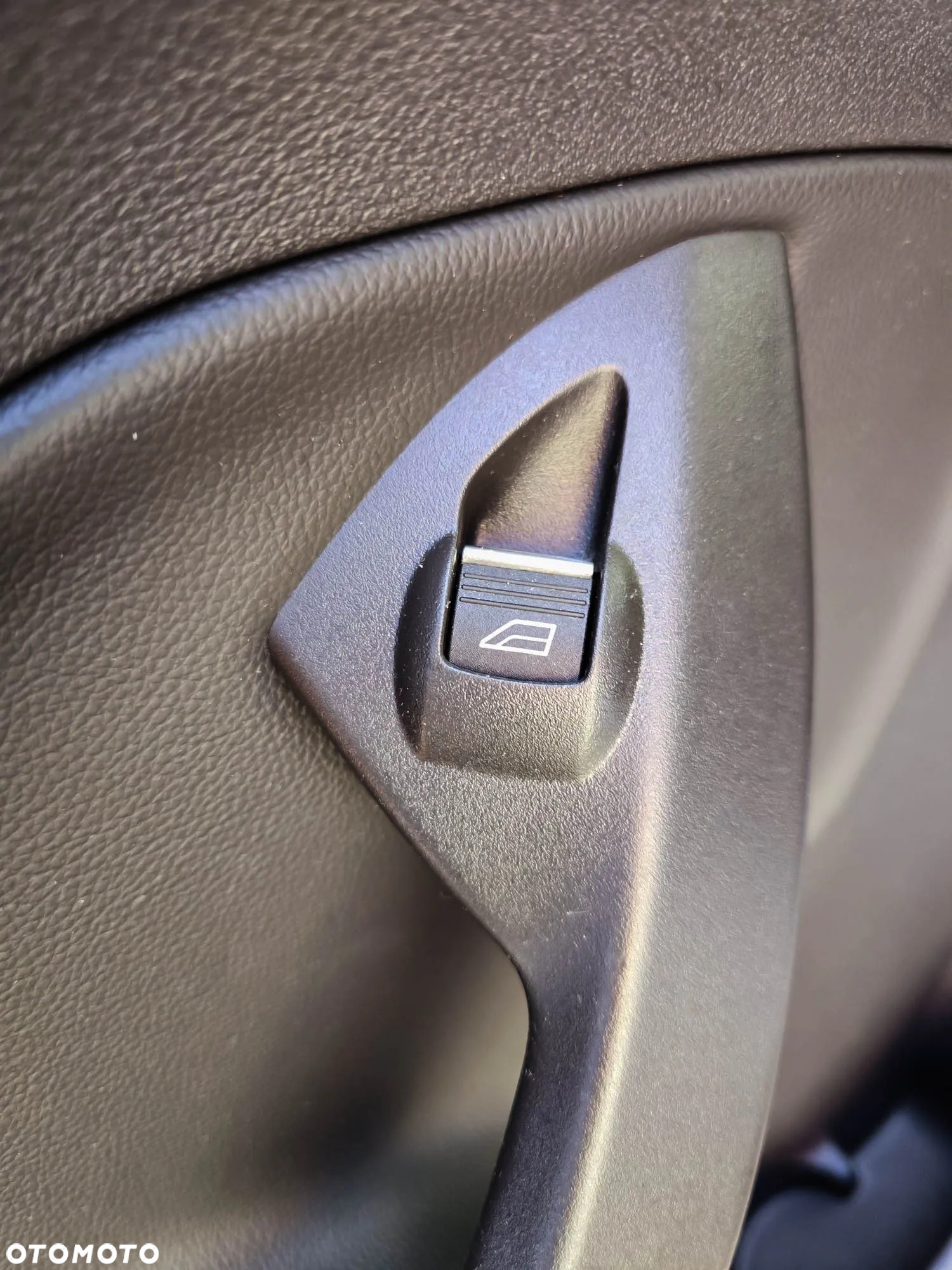 Ford Kuga - 34