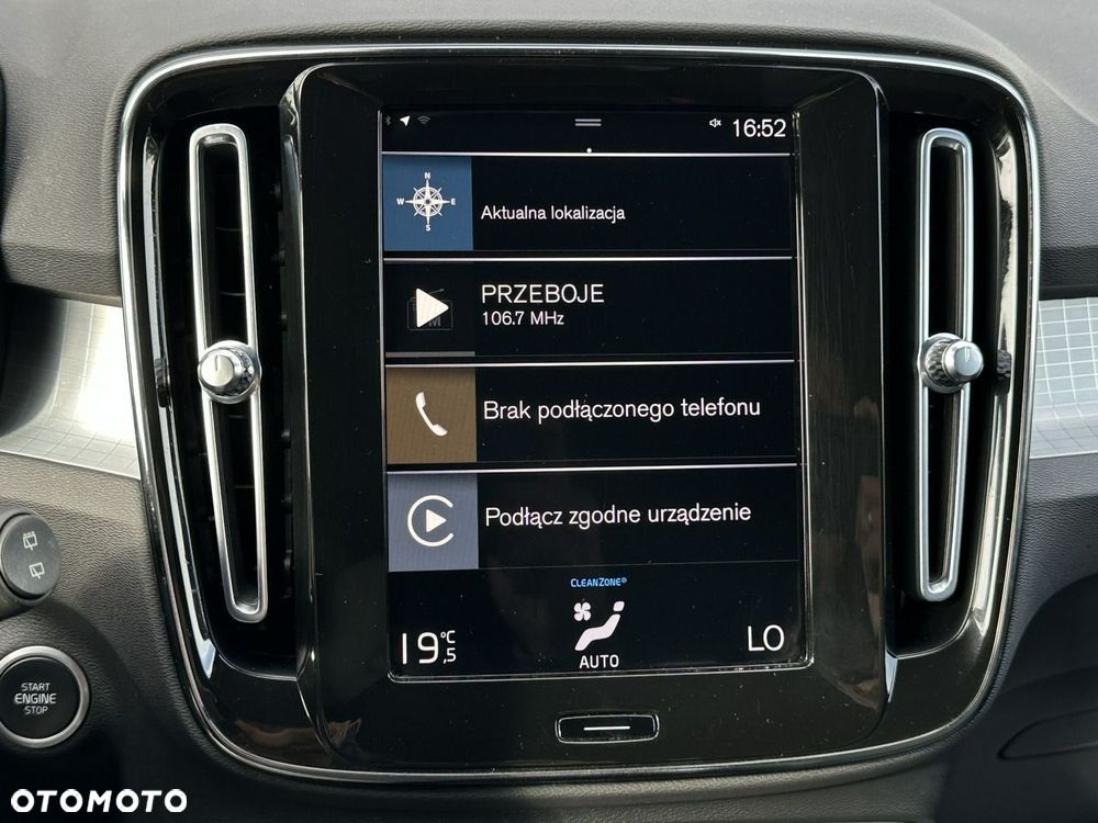 Volvo XC 40 - 29